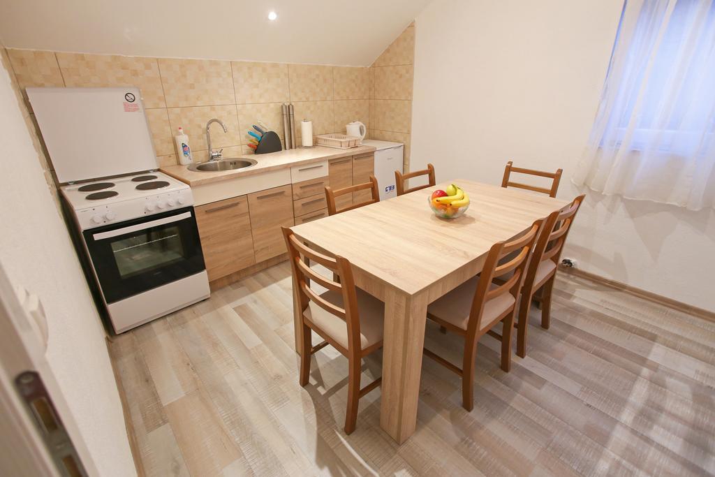 Central Located Guest House Мостар Екстериор снимка
